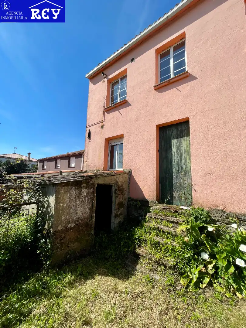 Vista exterior de Casa o chalet en venta en Santiago de Compostela  con Calefacción, Jardín privado y Trastero