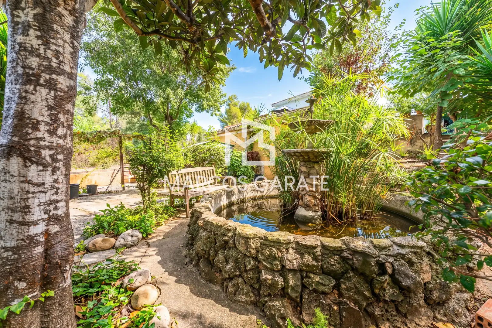 Casa amb piscina en venda a Carrer Sant Andreu
