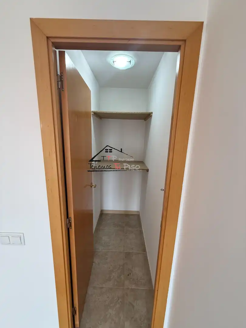 Dachboden zum Verkauf in Benicarló mit Klimaanlage, Terrasse und Balkon