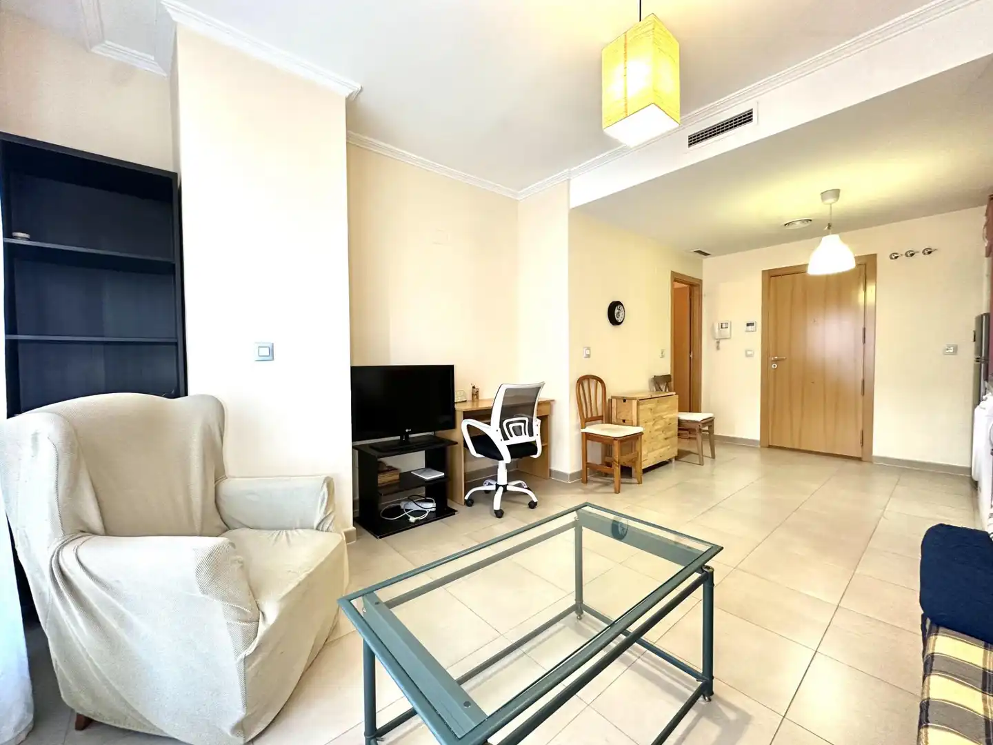 Sala d'estar de Apartament en venda en Lorca amb Traster i Piscina comunitària