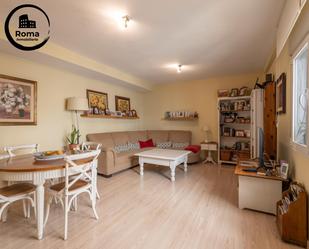 Living room of House or chalet for sale in  Granada Capital  with Air Conditioner, Terrace and Balcony