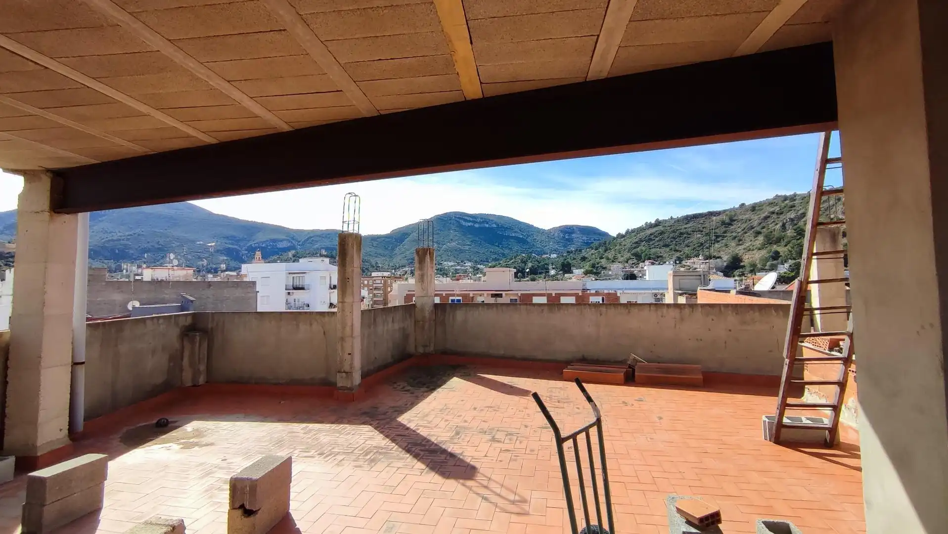 Terrace of Buildings for sale in Corbera