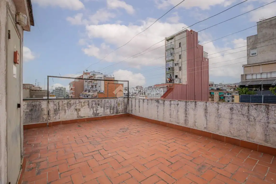 Terraza de Piso en venta en L'Hospitalet de Llobregat con Aire acondicionado y Calefacción