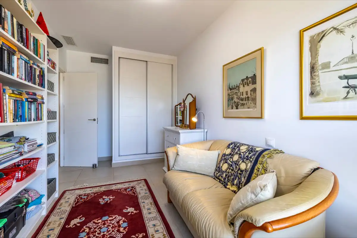 Schlafzimmer von Dachboden zum Verkauf in Dénia mit Klimaanlage, Heizung und Terrasse