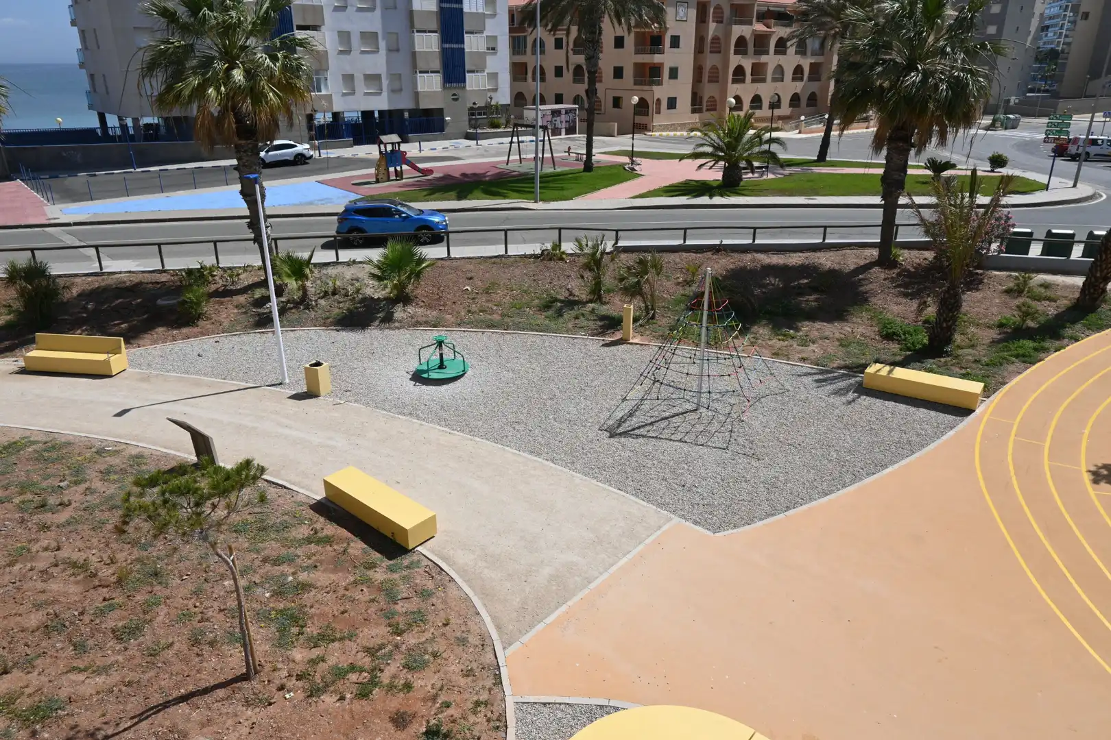 Parking de Apartamento en venta en La Manga del Mar Menor con Terraza, Amueblado y Horno