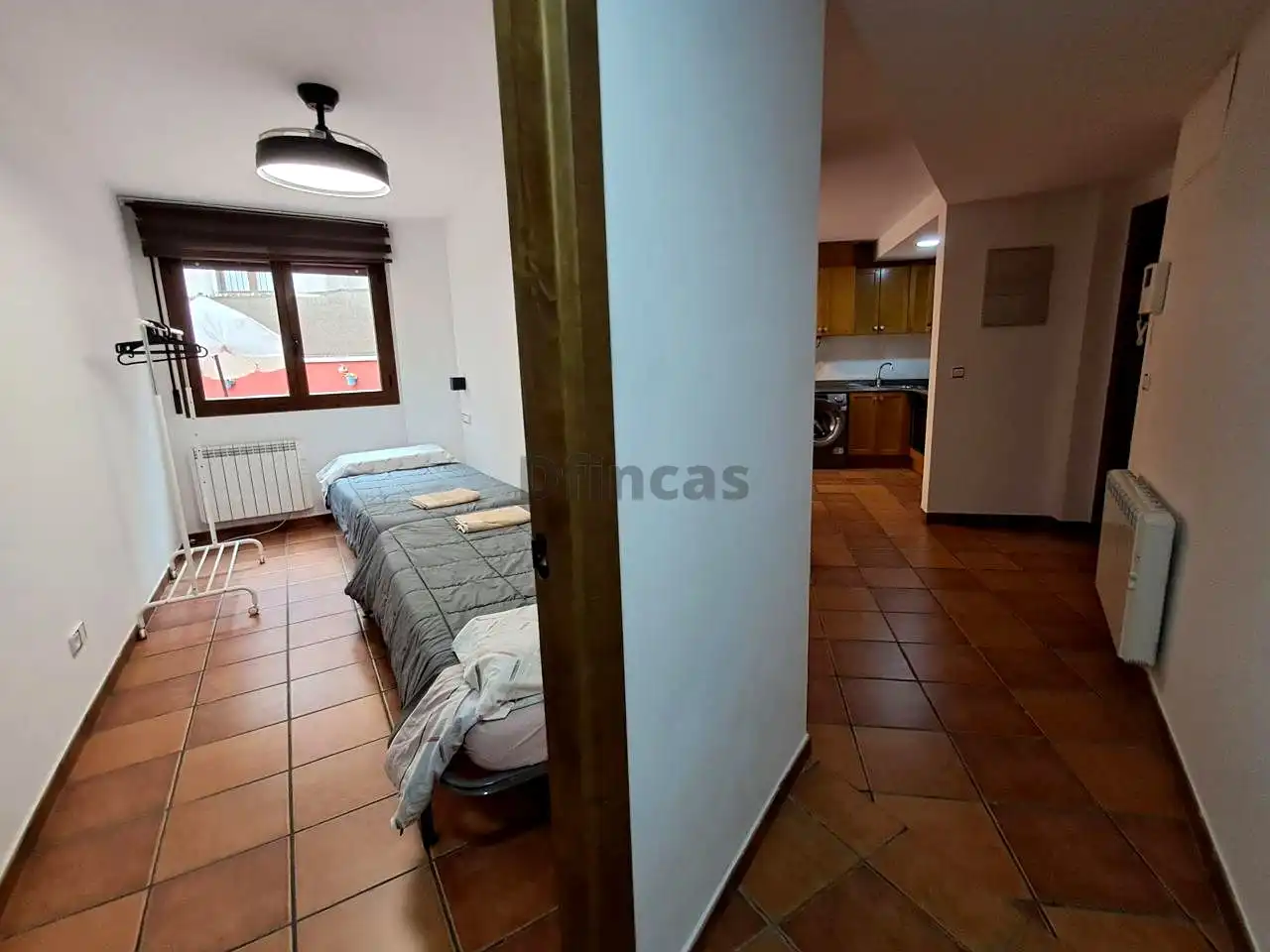 Habitación de Planta baja en venta en Mora de Rubielos con Calefacción, Terraza y Amueblado