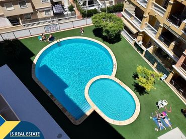 Penthouse with pool for sale in Nueva Torrevieja - Aguas Nuevas