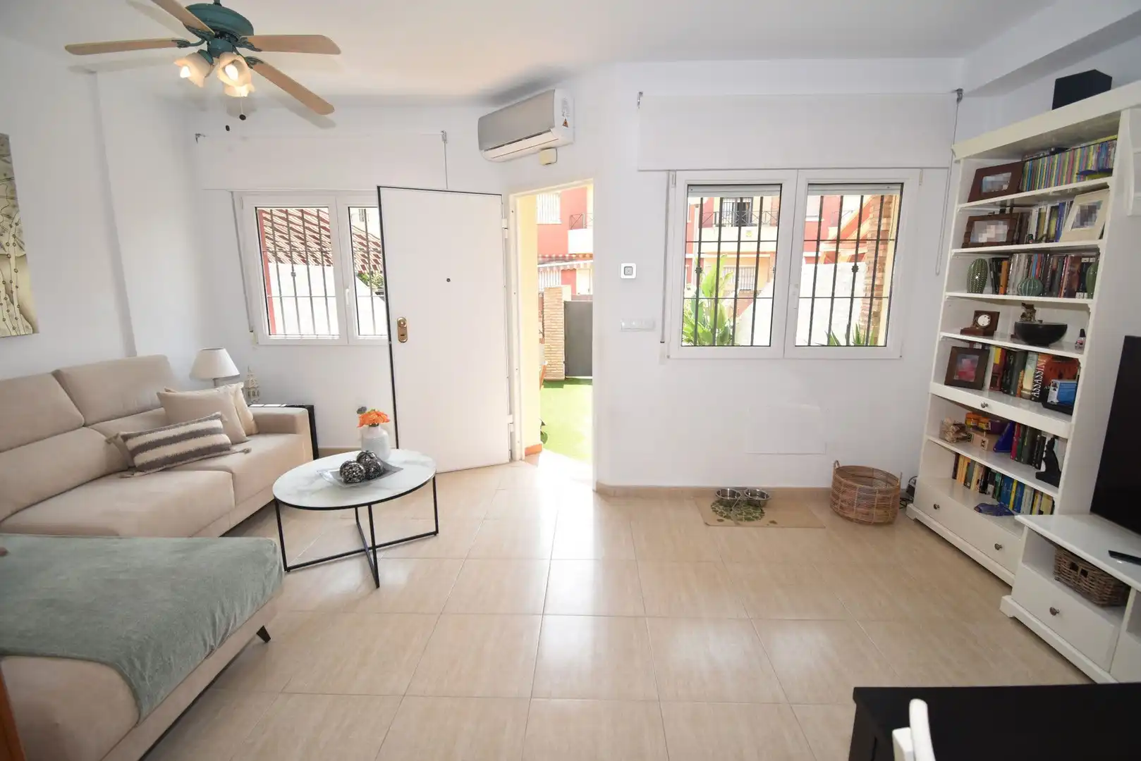 Dúplex en venta en Pilar de la Horadada con Aire acondicionado, Calefacción y Jardín privado
