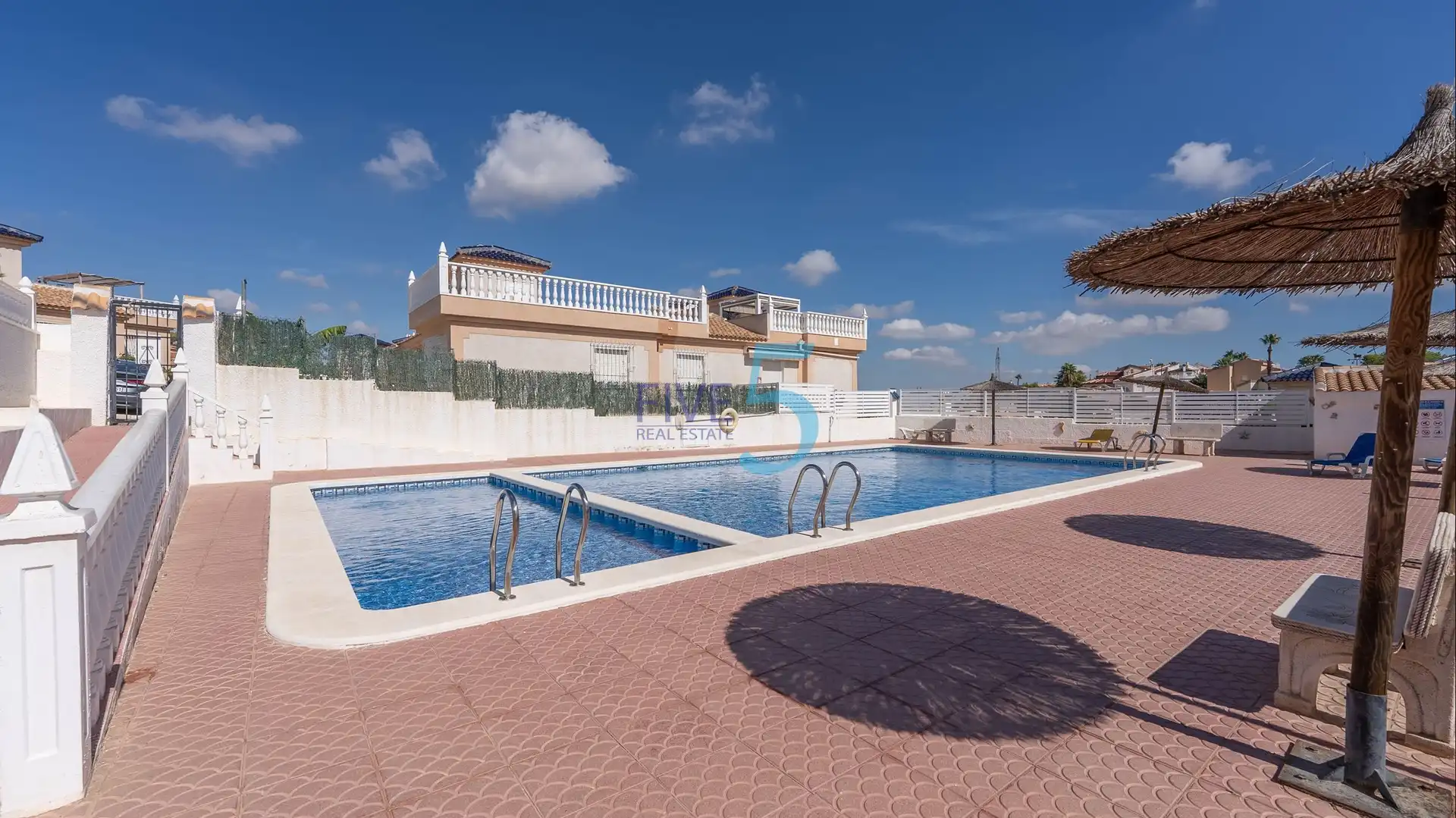 Terraced house with pool for sale in Ciudad Quesada, imagen 2