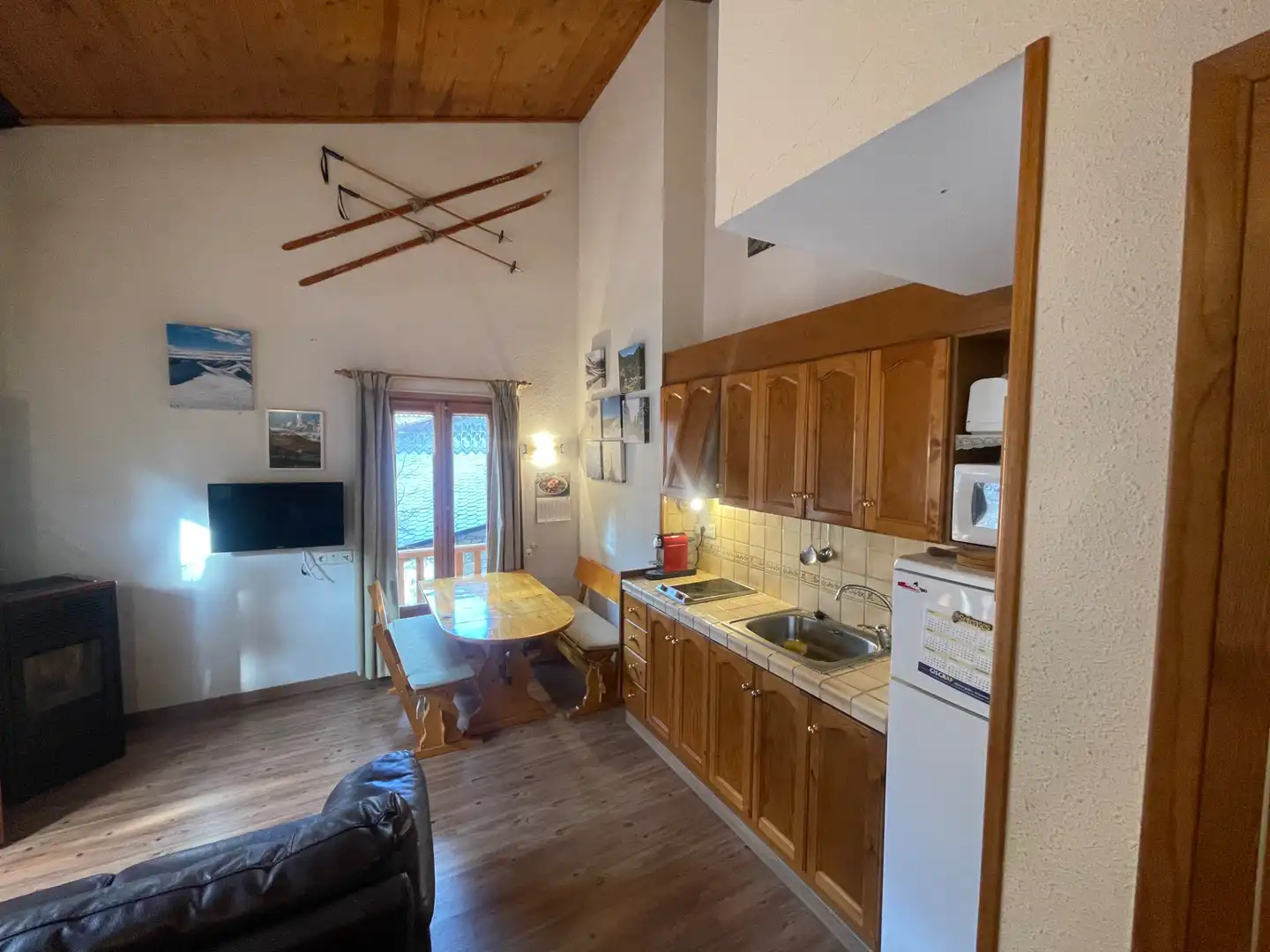 Cuina de Àtic en venda en Setcases amb Calefacció, Parquet i Traster