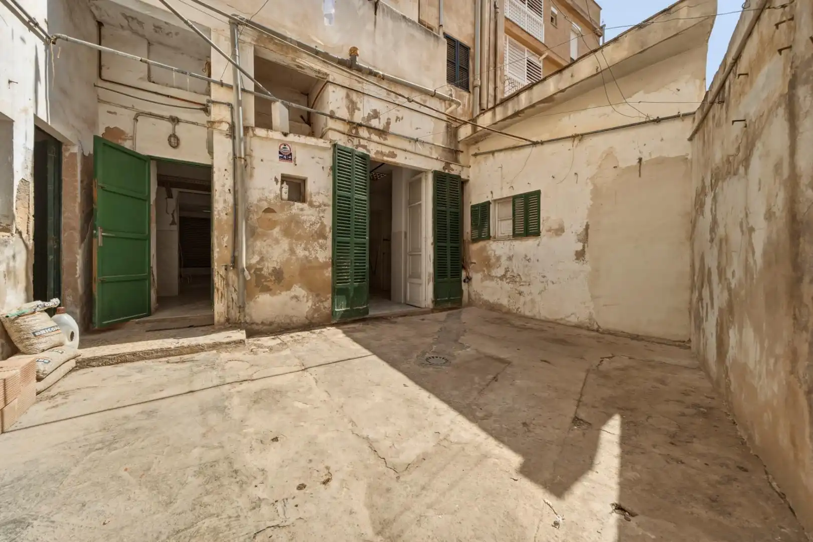 Vista exterior de Edifici en venda en  Palma de Mallorca