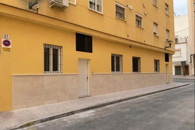Vista exterior de Planta baja en venta en Málaga con Aire acondicionado, Amueblado y Horno