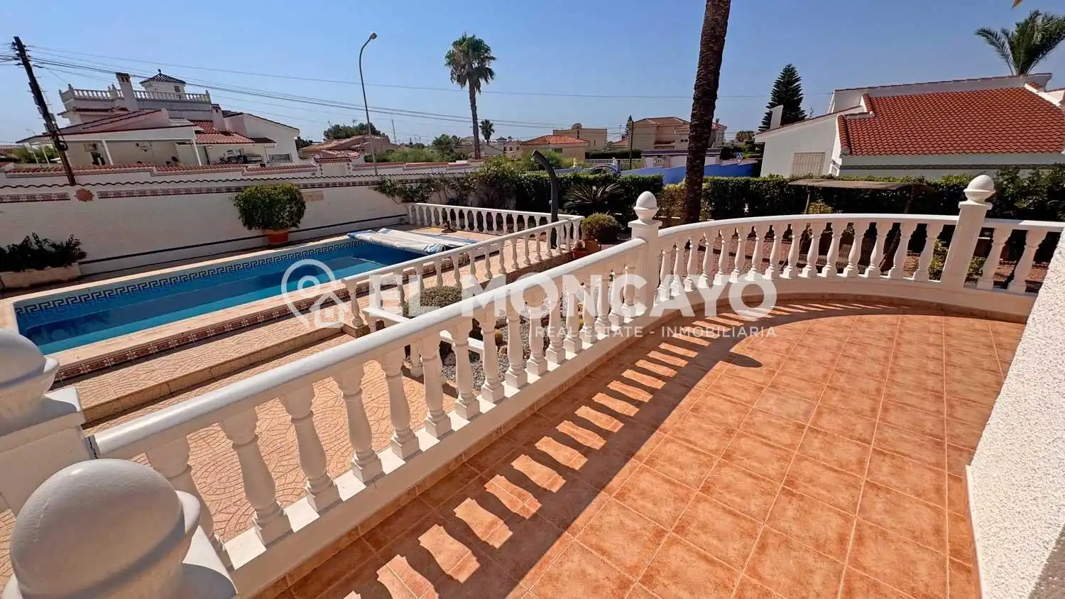 Vista exterior de Casa o xalet en venda en Rojales amb Aire condicionat, Calefacció i Jardí privat