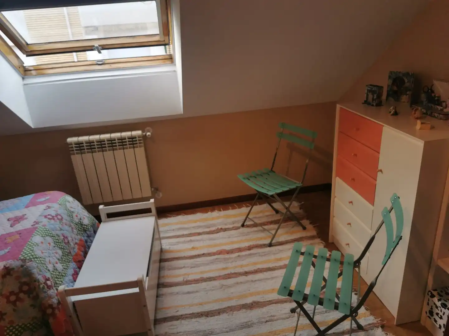 Habitación de Piso en venta en Gijón  con Calefacción, Parquet y Trastero