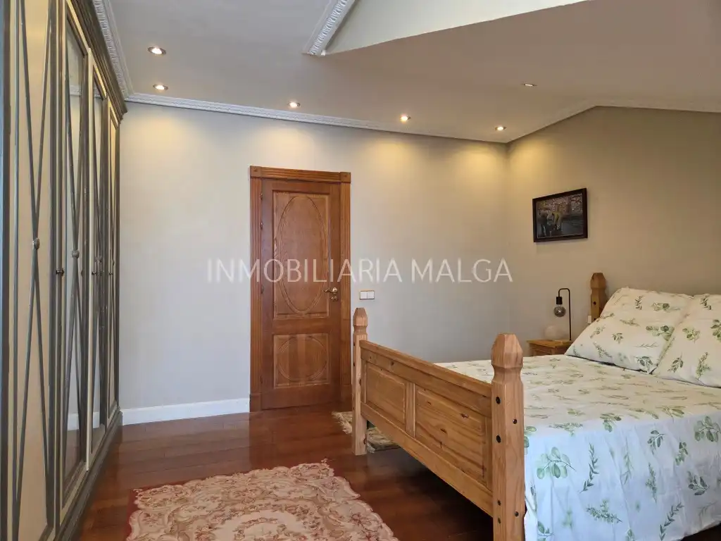 Casa o xalet en venda en Colunga amb Calefacció, Jardí privat i Parquet