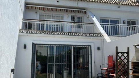 Foto 2 de Casa adosada en venta en Sierra Blanca, Marbella