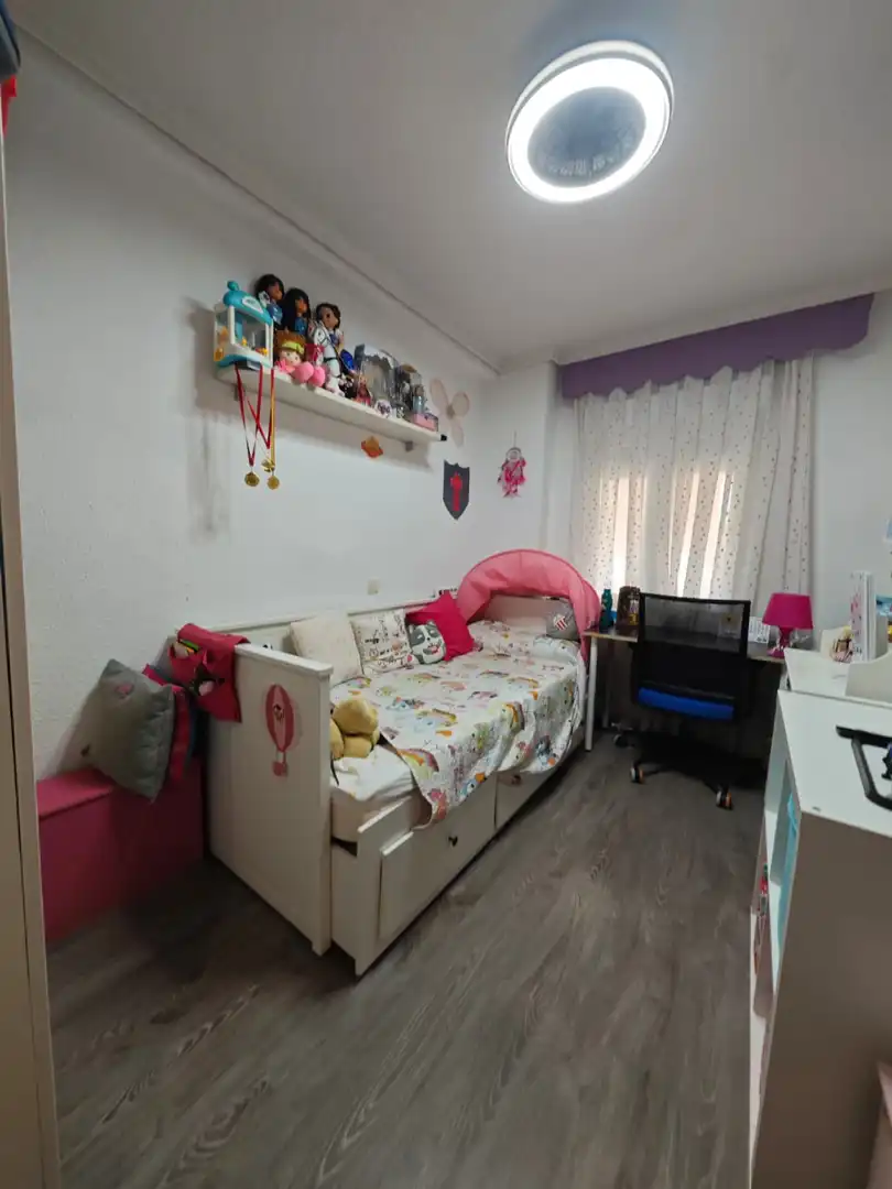 Bedroom of Flat for sale in Parla  with Heating and Terrace