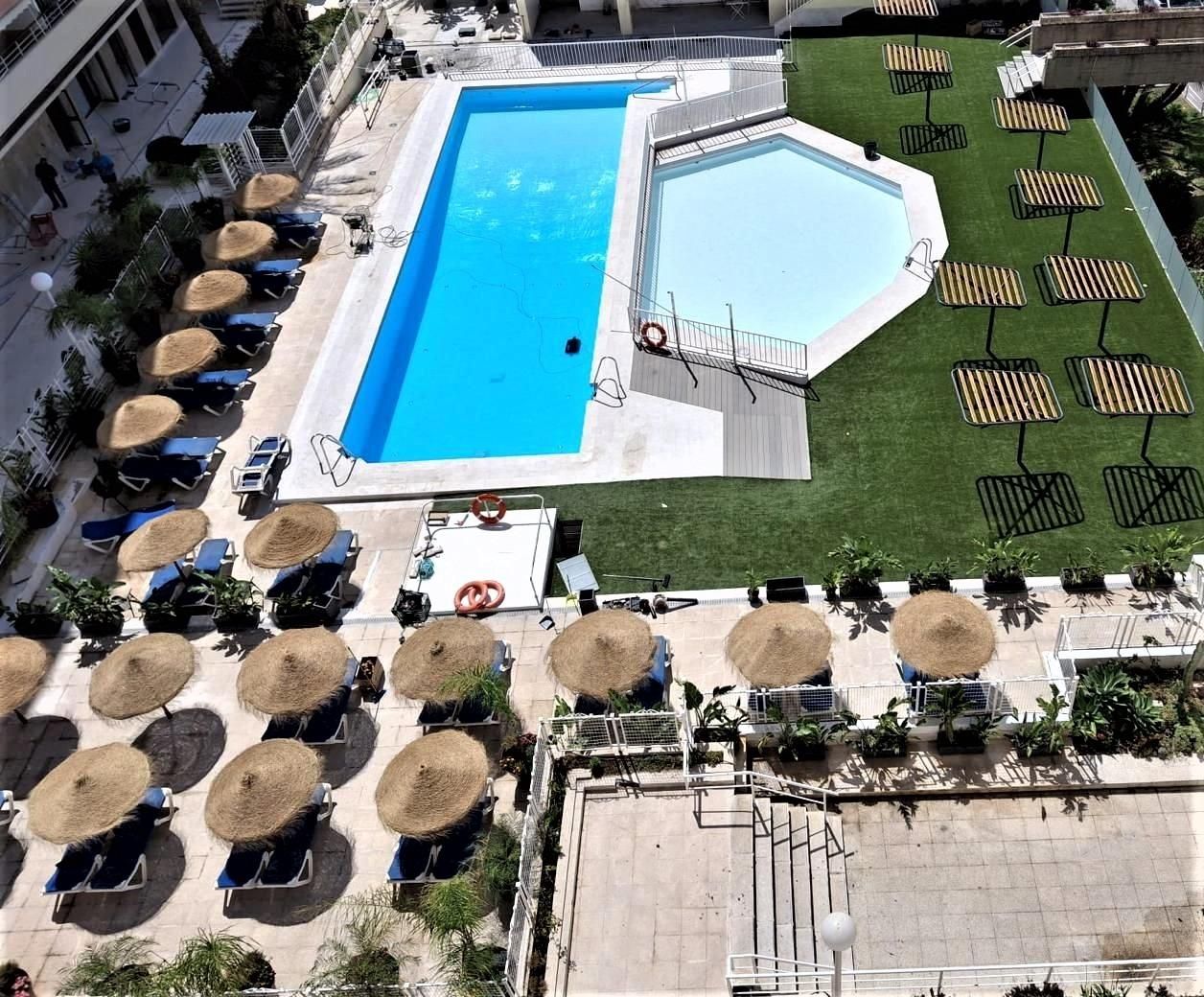 Swimming pool of Flat for sale in Torremolinos  with Air Conditioner, Private garden and Community pool