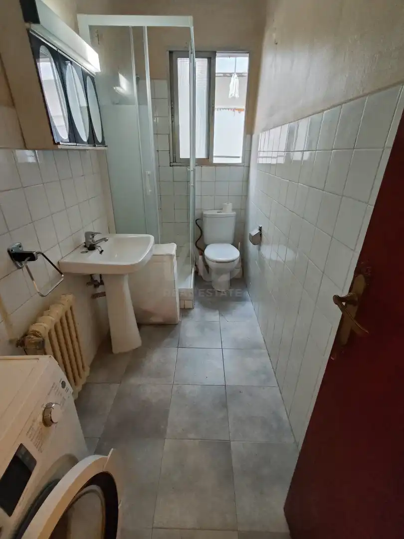 Baño de Piso en venta en Valladolid con Calefacción y Terraza