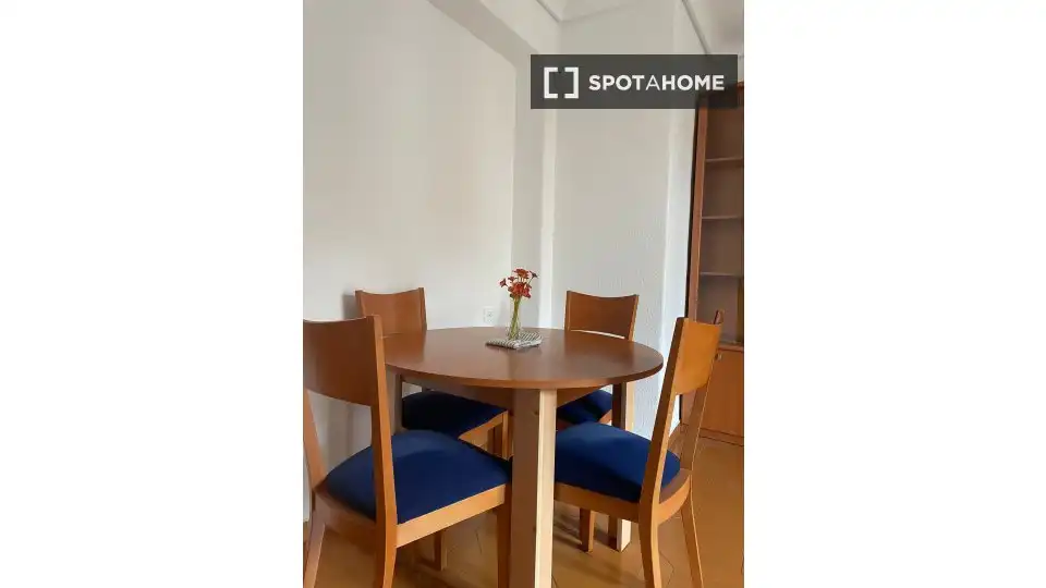 Habitación en Trinitat