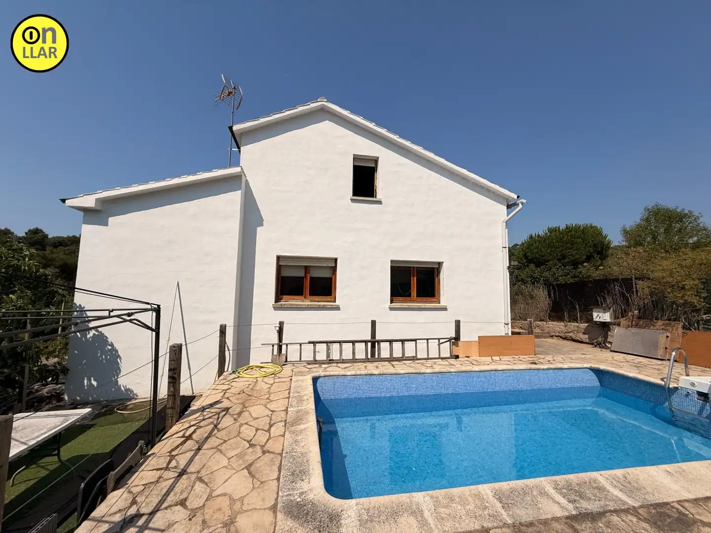 Vista exterior de Casa o chalet en venta en L'Ametlla del Vallès con Calefacción, Jardín privado y Terraza