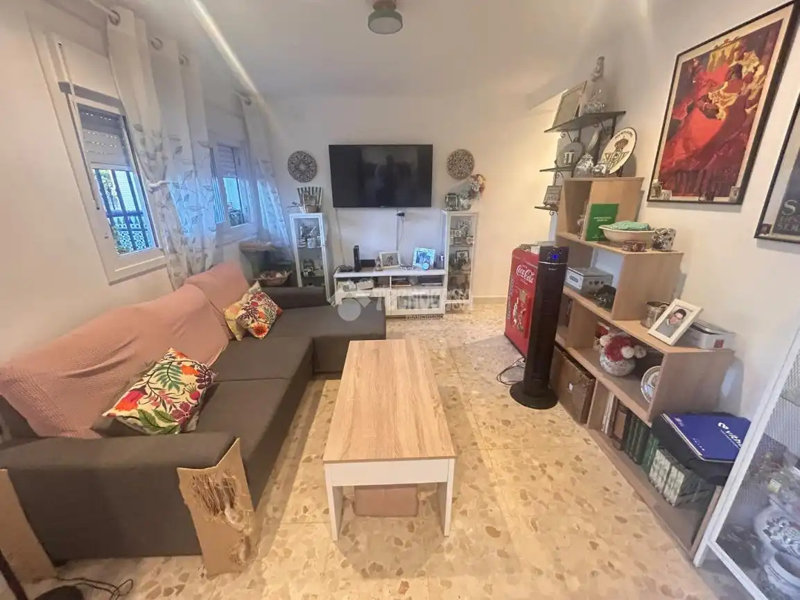 Semi-detached house for sale in Gines