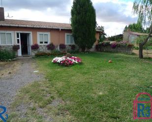 Garden of Residential for sale in Villaquilambre