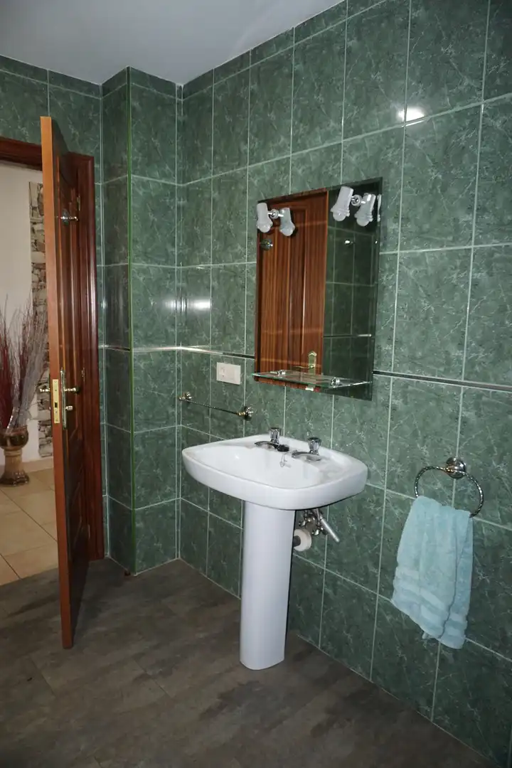 Houses for sale in Lugar Barra, 2, Sobrado (A Coruña)
