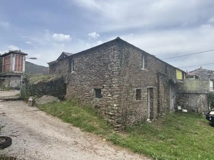Vista exterior de Finca rústica en venda en Mañón amb Jardí privat i Traster