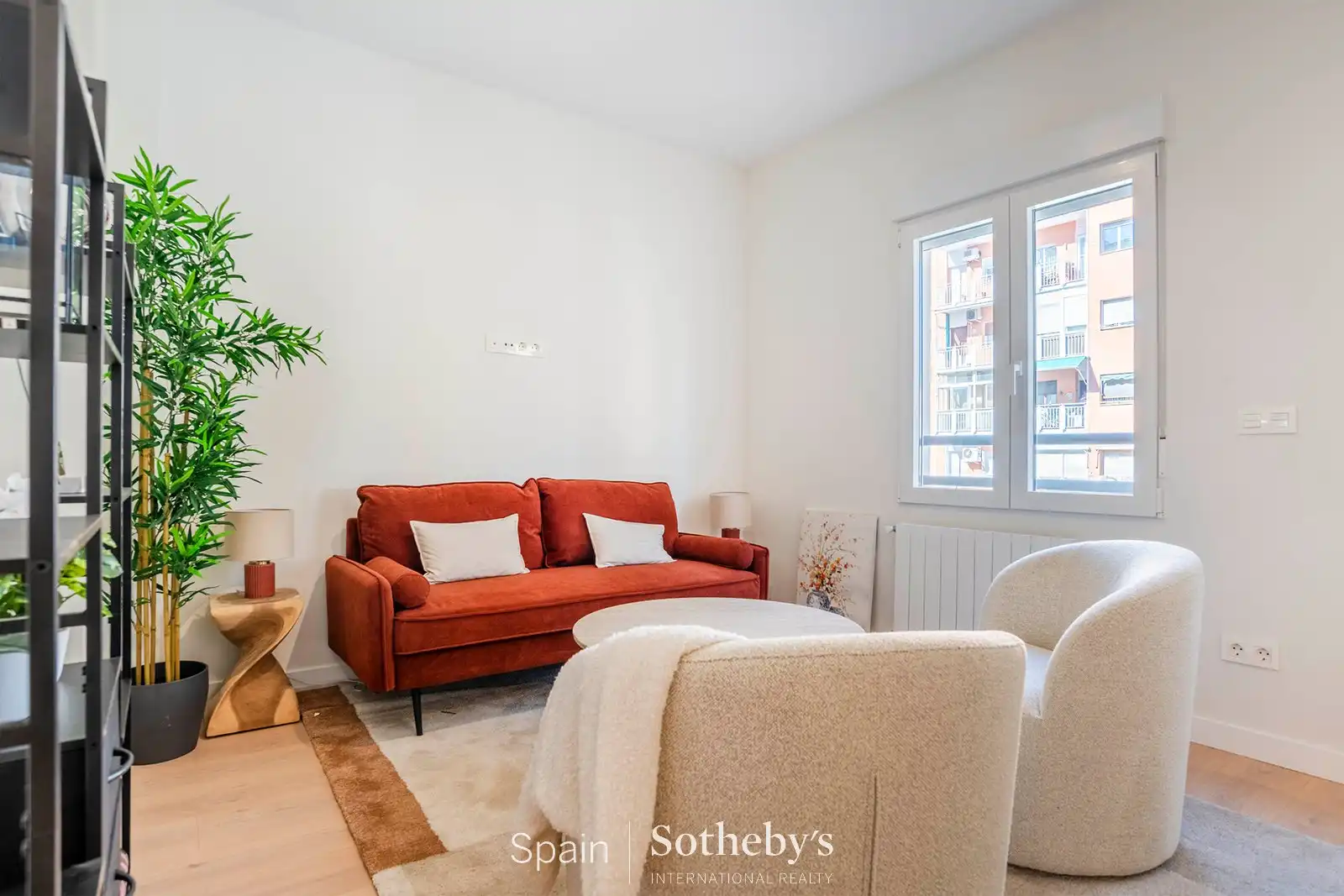 Apartment with lift for sale in Calle de Cavanilles, imagen 3