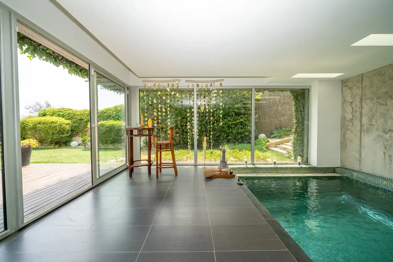 Piscina de Casa o chalet en venta en Santa Susanna con Aire acondicionado, Calefacción y Jardín privado
