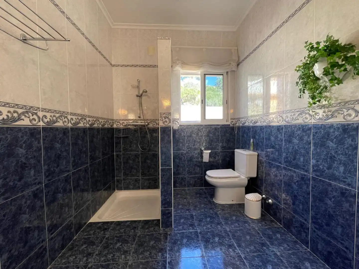 Bathroom of Houses for sale in Vinaròs  with Air Conditioner, Terrace and Furnished