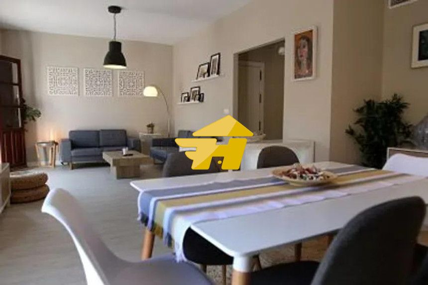 Sala d'estar de Dúplex de lloguer en  Córdoba Capital amb Aire condicionat, Moblat i Balcó