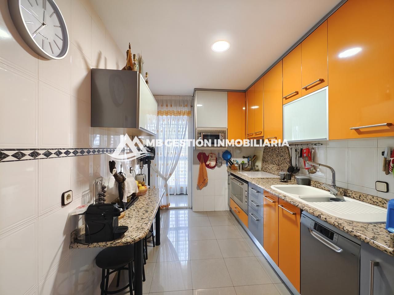 Flat for sale in De Reinosa, La Serna