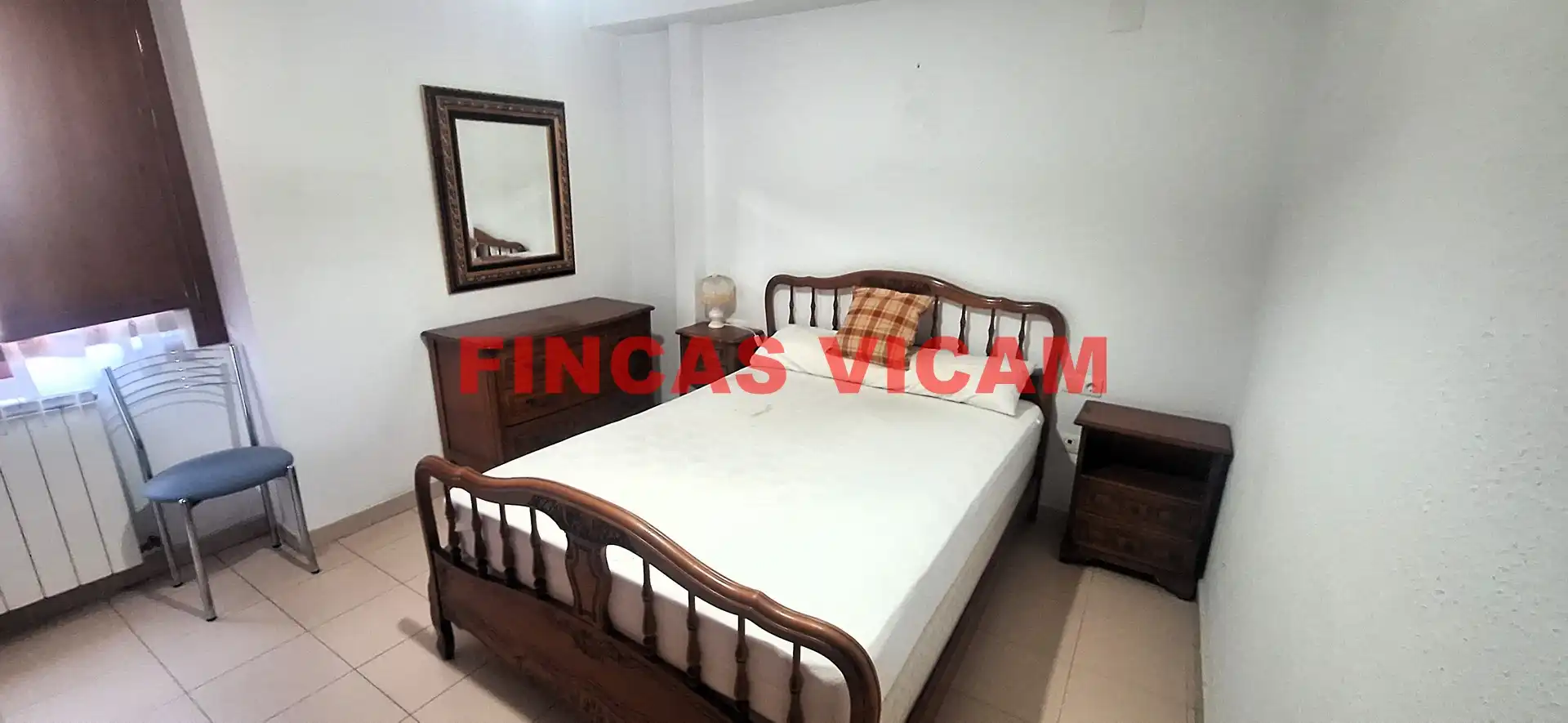 Bedroom of Flat for rent in Ayerbe, Huesca