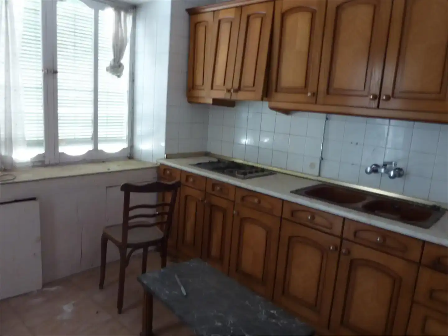 Cuina de Planta baixa en venda en La Roda amb Jardí privat i Traster
