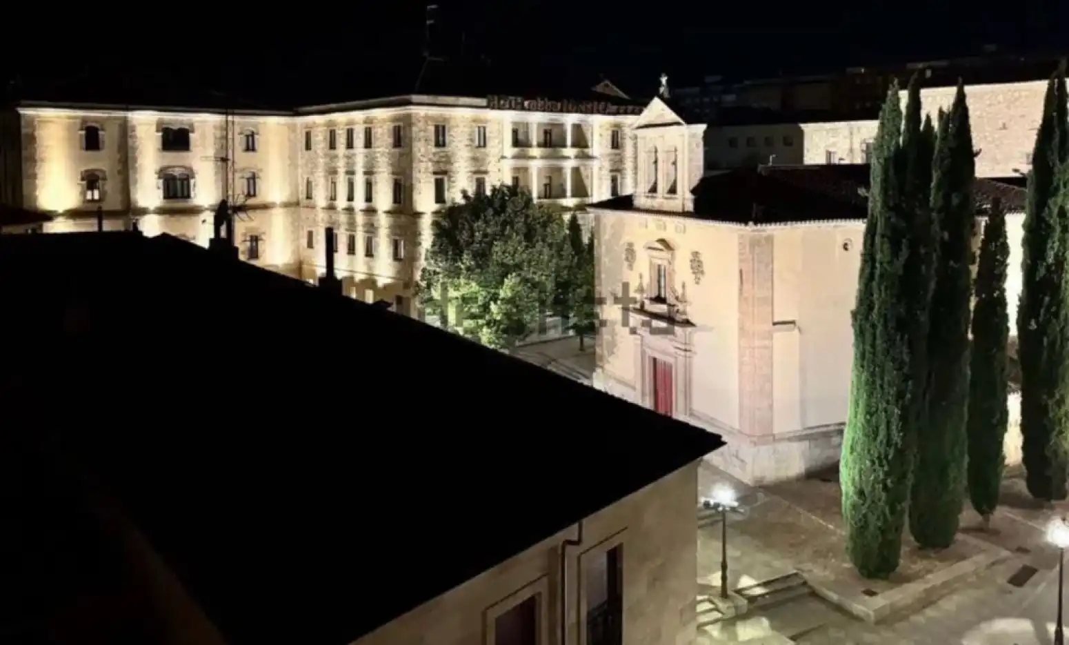 Vista exterior de Piso de alquiler en Salamanca con Aire acondicionado, Calefacción y Terraza