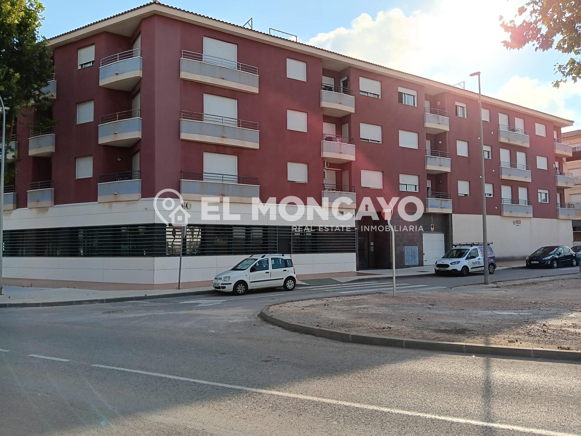 Vista exterior de Apartament en venda en Pilar de la Horadada amb Terrassa