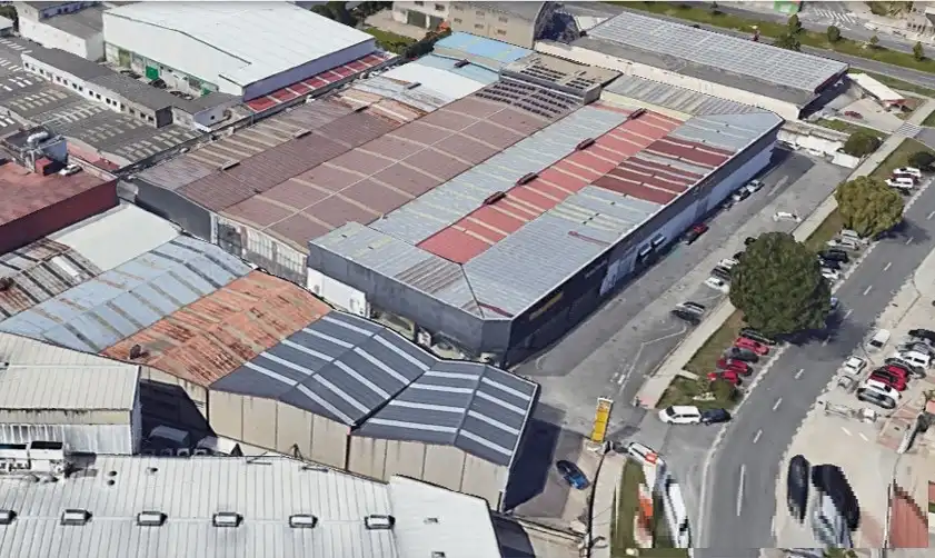 Außenansicht von Fabrikhallen zur Miete in A Coruña Capital 