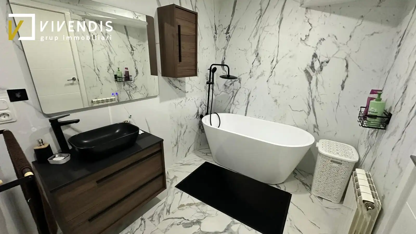 Baño de Piso en venta en Torrefarrera con Calefacción, Trastero y Balcón