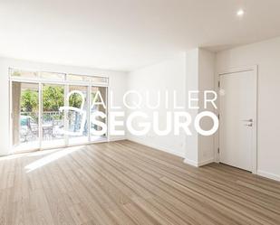 Bedroom of Flat to rent in  Madrid Capital  with Air Conditioner, Heating and Terrace