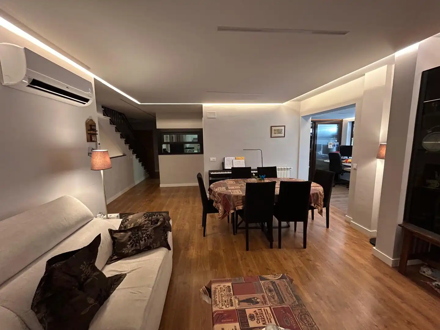 Casa adosada en venta en Ciudad Real con Aire acondicionado, Calefacción y Jardín privado