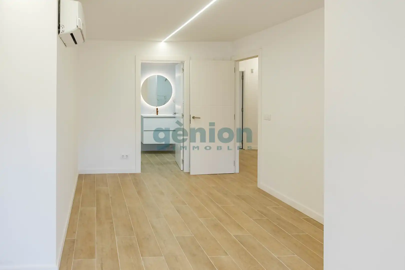 Habitación de Piso en venta en Girona con Aire acondicionado y Calefacción