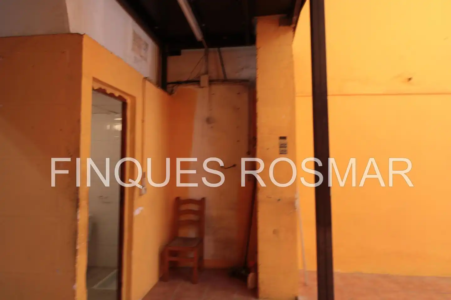 Local comercial en venta en El Molí-El Rieral, imagen 9