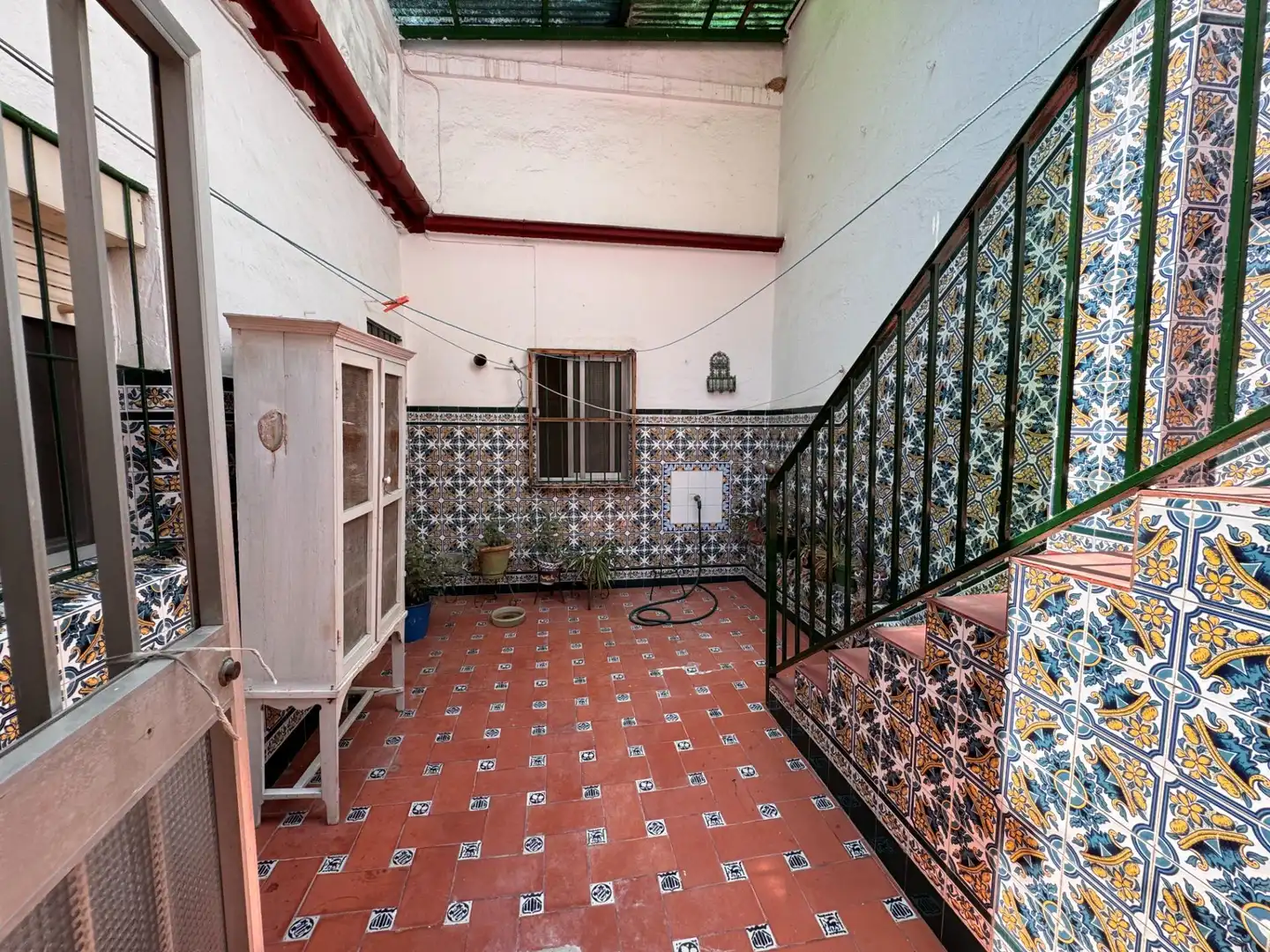 Casa adosada en venda en San Juan de Aznalfarache amb Traster