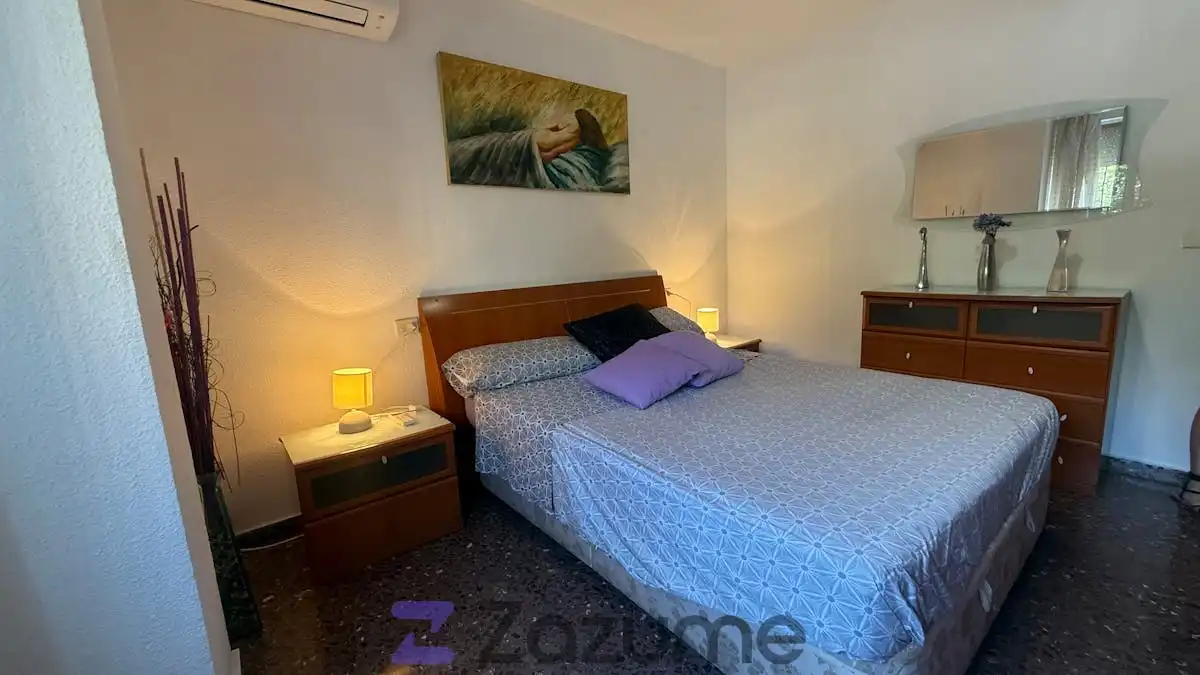 Dormitori de Apartament de lloguer en Murcia amb Aire condicionat, Moblat i Forn
