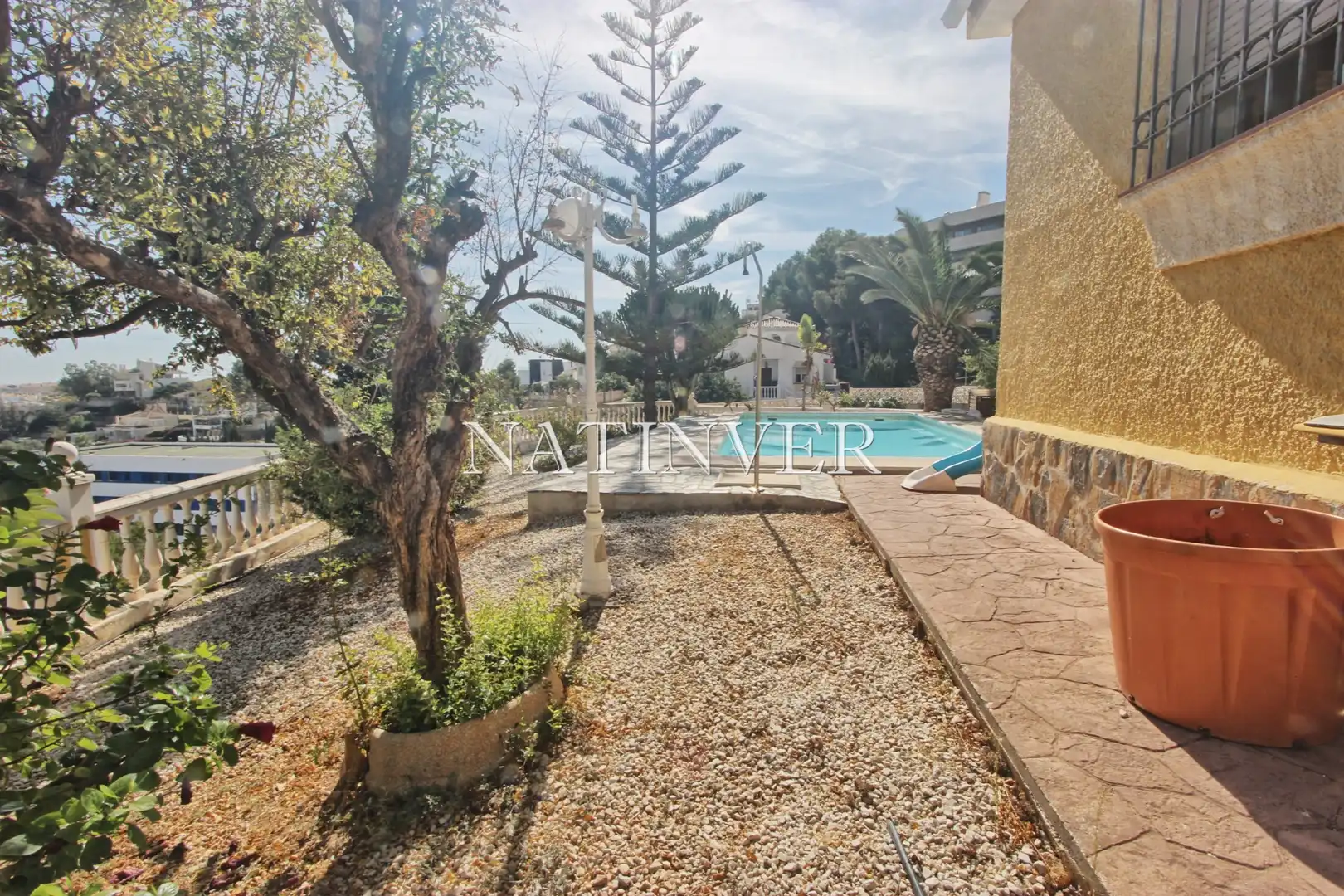 Houses for sale in Calle Rodeo, Cerrado de Calderón - Hacienda Paredes