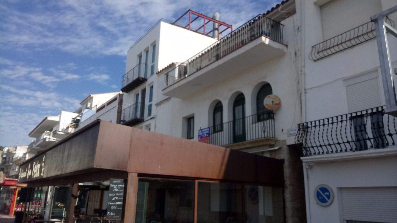 Exterior view of Building for sale in L'Estartit