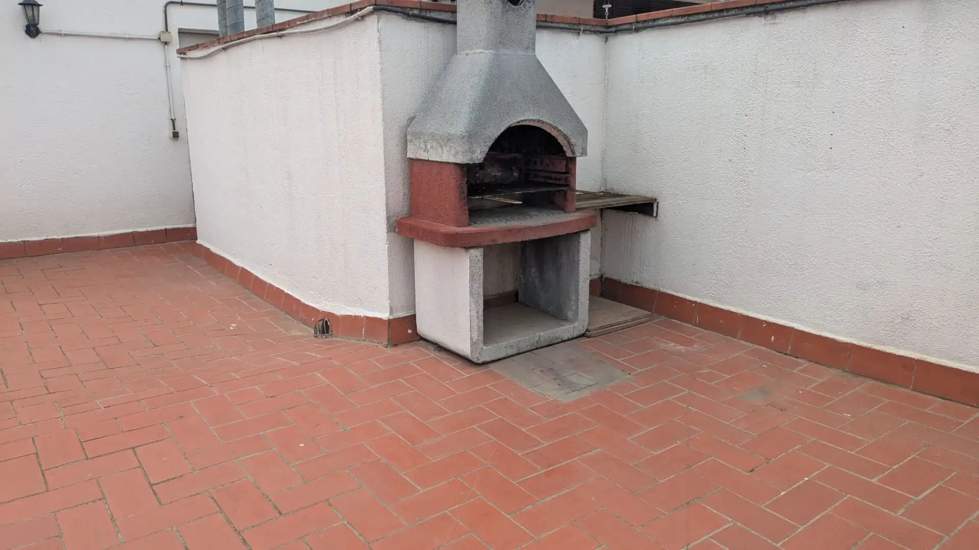 Terrasse von Dachboden zum Verkauf in Sant Andreu de la Barca mit Heizung, Terrasse und Abstellraum