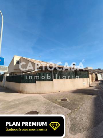 Casa adosada en Venta en Calle Loma Atlas en Canteras